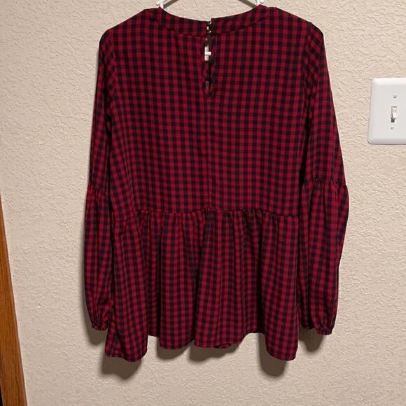 Women’s- Gingham Checked Peplum Bubble Sleeve Key Hole Back Blouse - Picture 7 of 8